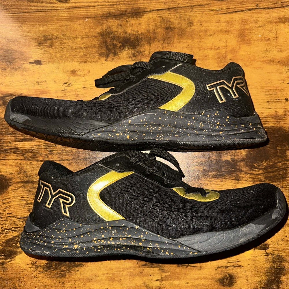 TYR CXT 1 black and gold